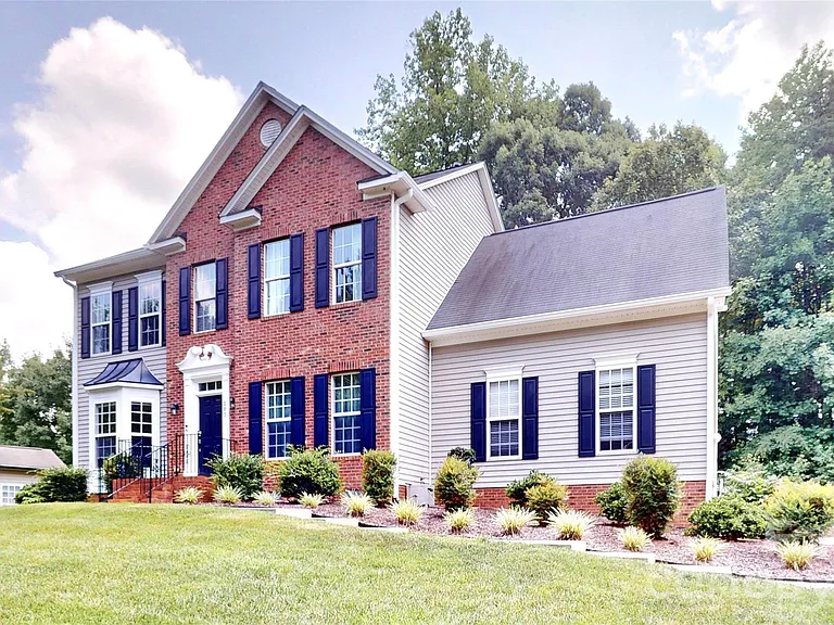 107 Stonemason Ct — Photo 1