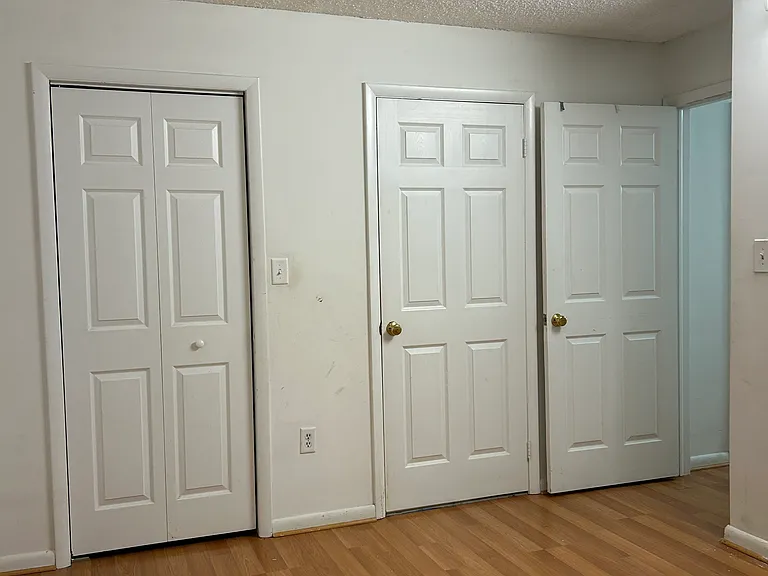 707 Ravens Crest Dr — Photo 10