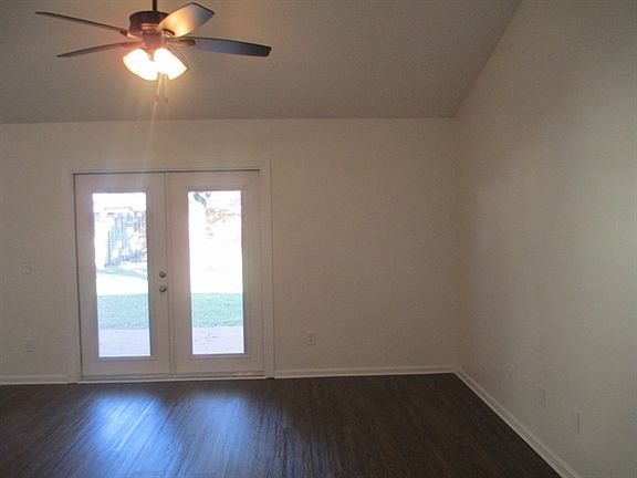 4th image of 2966 Brittany Bluff Dr