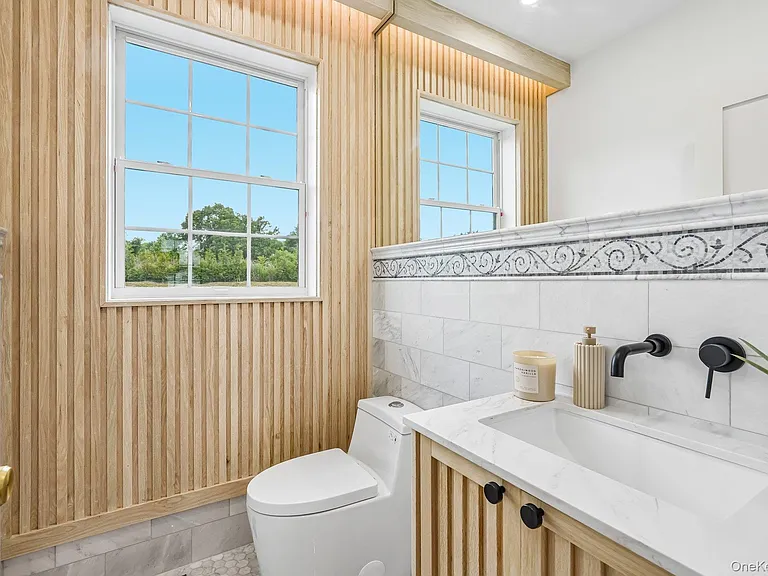 1707 Marie Ln — Photo 27