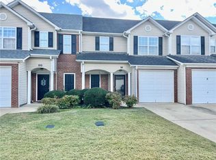 98 Eagle Glen Dr NE, Cartersville, GA 30121