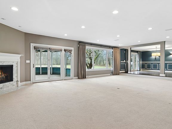 2nd image of 2020 Churchill Ln