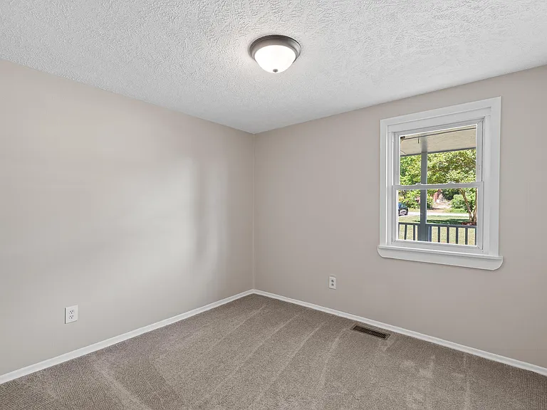 5128 Sunset Lake Rd — Photo 17