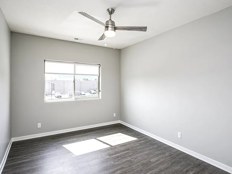 VUE174 — Photo 15