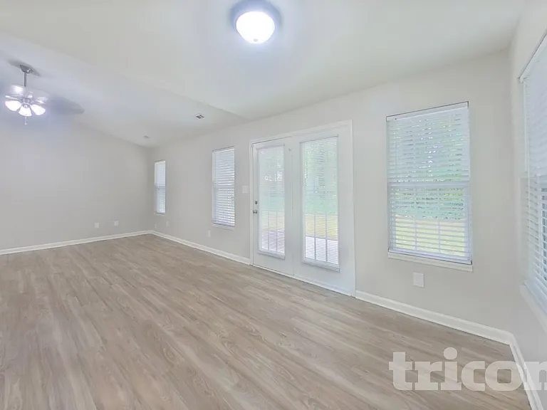 6603 Cedar Cliff Dr — Photo 5