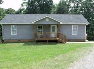 2988 Coles Creek Rd, Rocky Mount, VA 24151