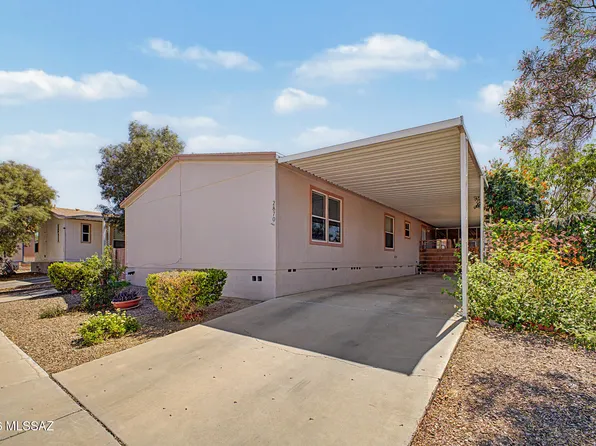 2870 E Cottonwood Club Ln, Tucson, AZ 85706