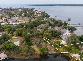 105 Harbour Pointe Dr, Lynn Haven, FL 32444