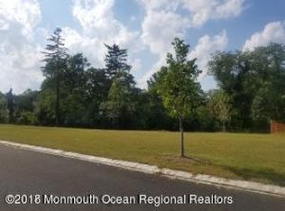 18 Gillespie Ave, Fair Haven, NJ 07704
