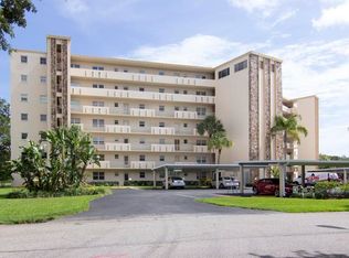 3640 Ironwood Cir APT 402N, Bradenton, FL 34209