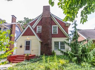 1021 Britten Ave, Lansing, MI 48910