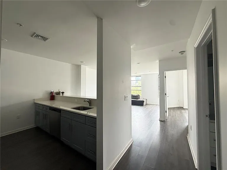 123 N Lumber St #3D — Photo 7