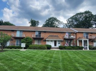15 Cottage St APT 5B, Midland Park, NJ 07432