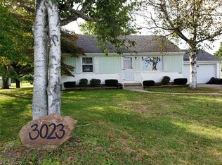 3023 Ravenna Ave, Louisville, OH 44641