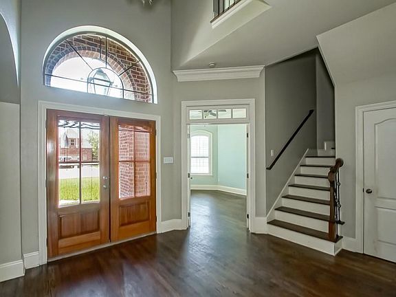 5th image of 373 Chateau Sonesta