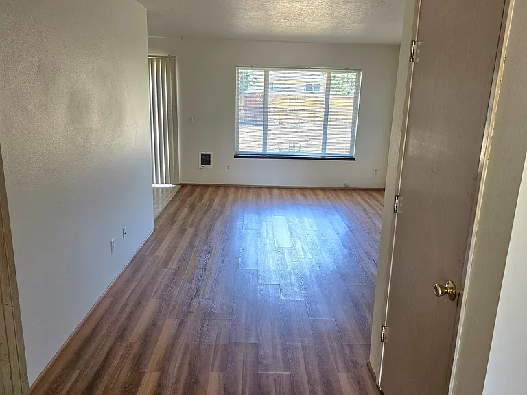 264 Ecols St S #2 — Photo 10
