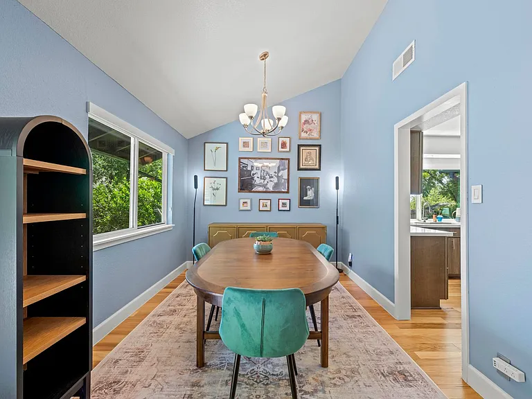 1510 Coronado Hills Dr — Photo 21