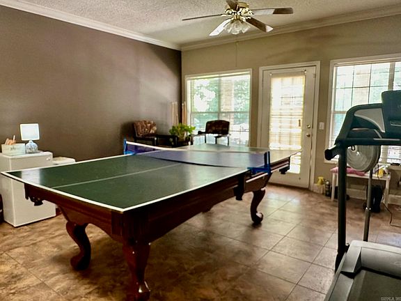 5th image of 111 Woodberry Ct