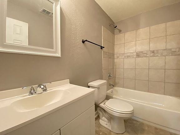 2nd image of 23 Lehigh Ct #B