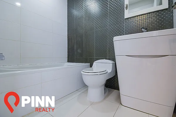 Rented by Pinn Realty | media 22