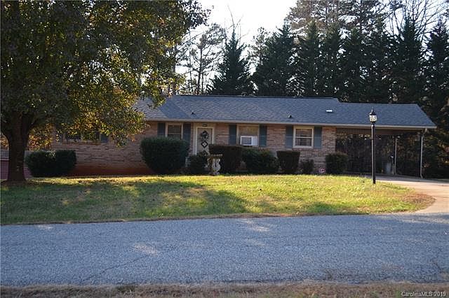 1st image of 4547 Walnut Dr