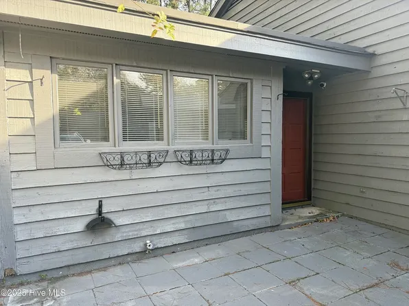 1804 Sherbrooke Cir, Laurinburg, NC 28352