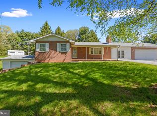 3160 Farm Ln, Manchester, MD 21102