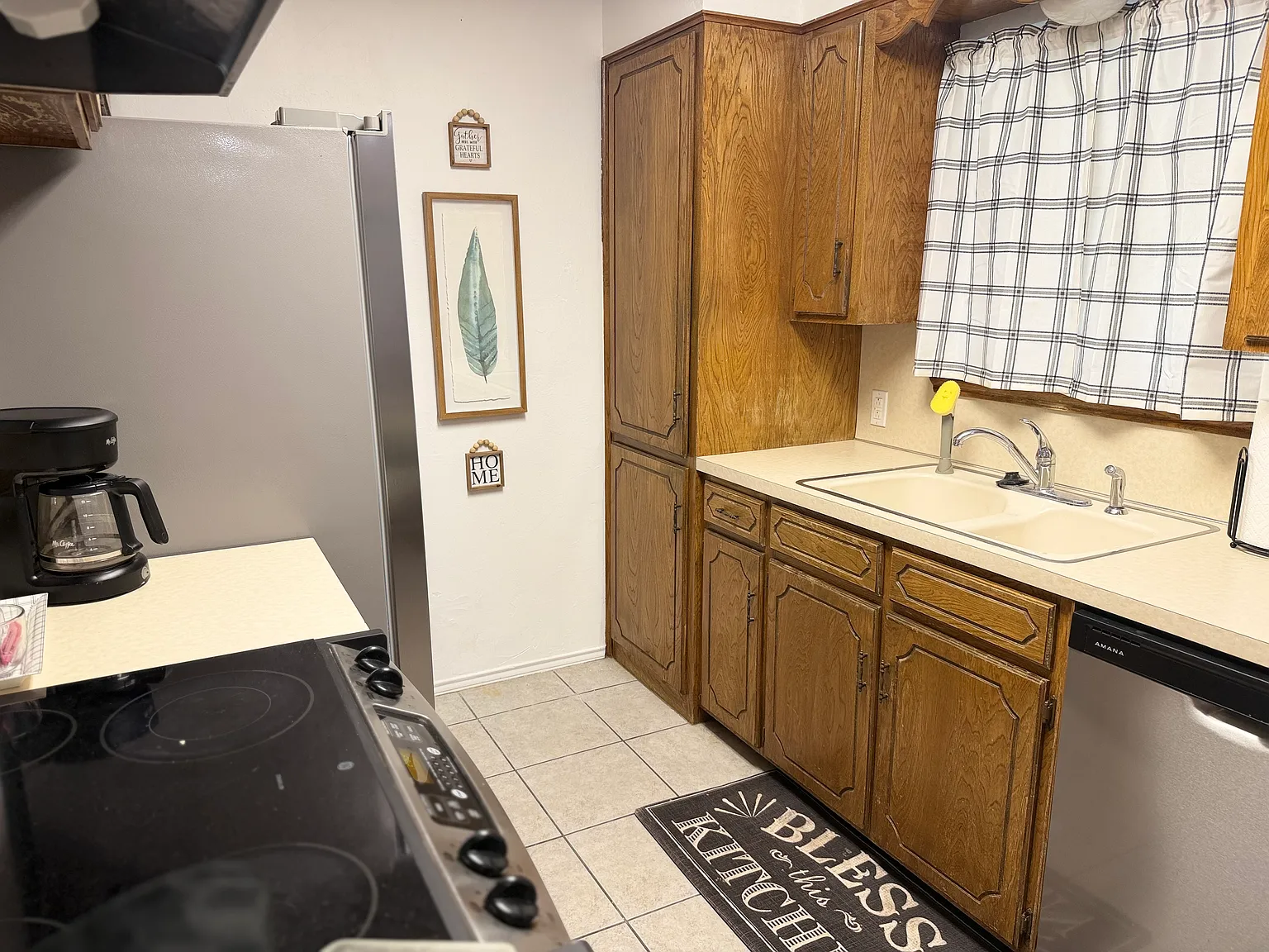 3 bed, 1368 sqft, $5,200 — Photo 2