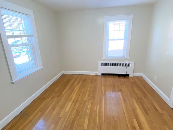 3rd image of 451 Washington St #4