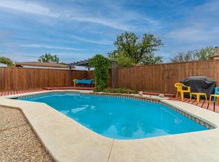 5727 75th St, Lubbock, TX 79424