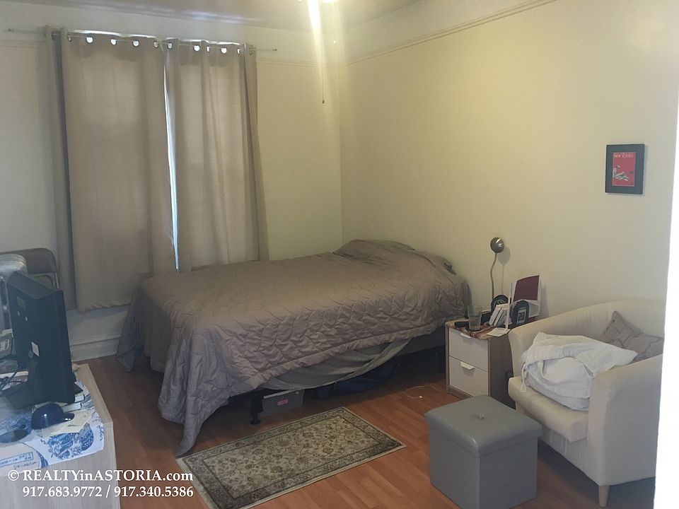 bedroom #1
