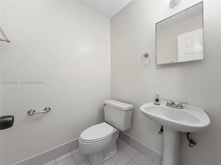 13314 SW 60th Ter — Photo 6