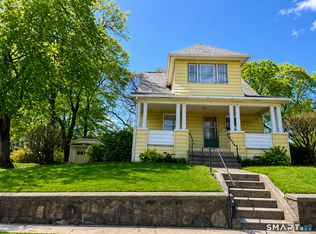 201 Fairlawn Avenue, Waterbury, CT 06705