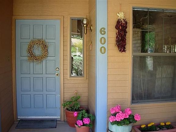 3rd image of 600 Skydale Dr