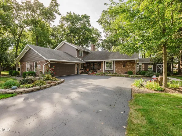 172 Pohl Dr, Ottawa, OH 45875