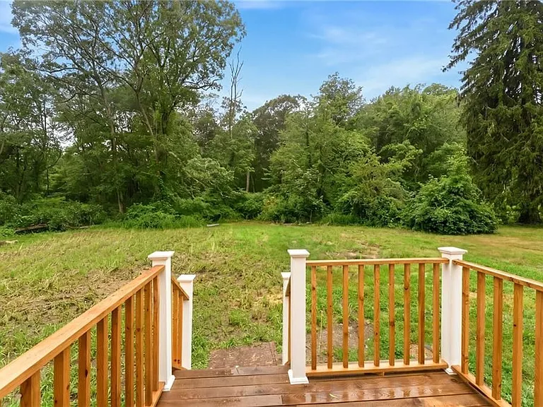 1552 Kingstown Rd — Photo 31