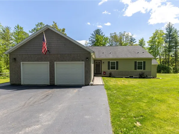 2208 Davis Rd, Corning, NY 14830