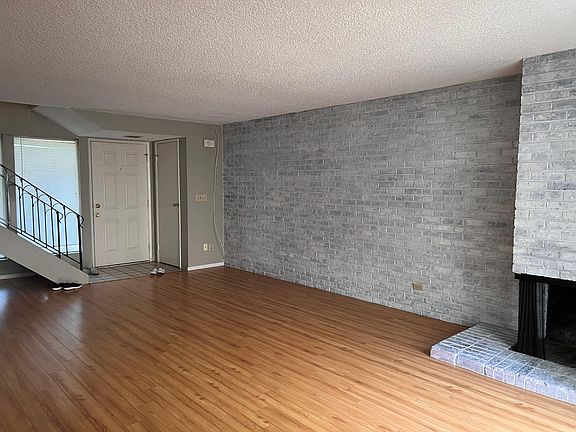 3rd image of 14506 NE 6th Pl #1