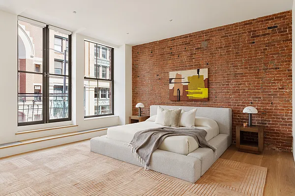 Bedroom, photo 1