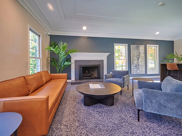 Grand Bay Apartments and Townhomes — Photo 32