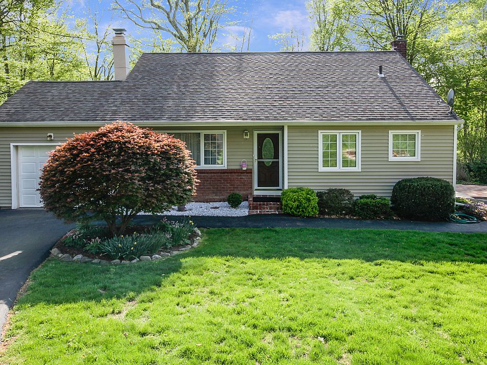 1st image of 2783 Walker Dr