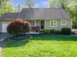 2783 Walker Dr, Yorktown Heights, NY 10598