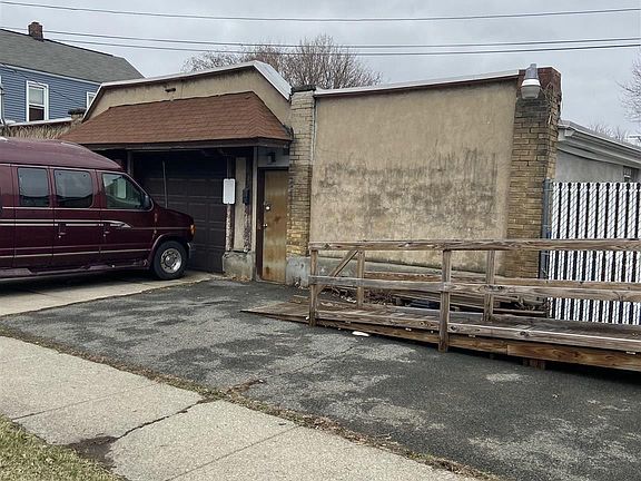 2nd image of 73 Breslin Ave #75