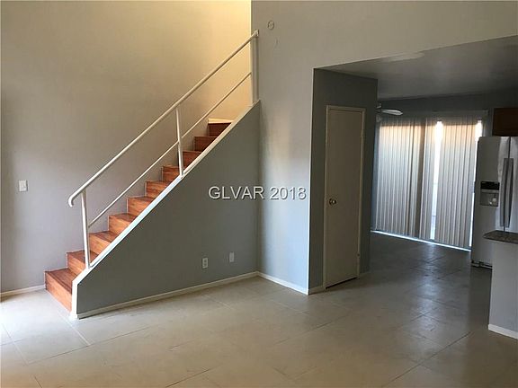 4th image of 5127 Garden Ln APT D