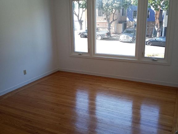 3rd image of 545 Monterey Blvd #545