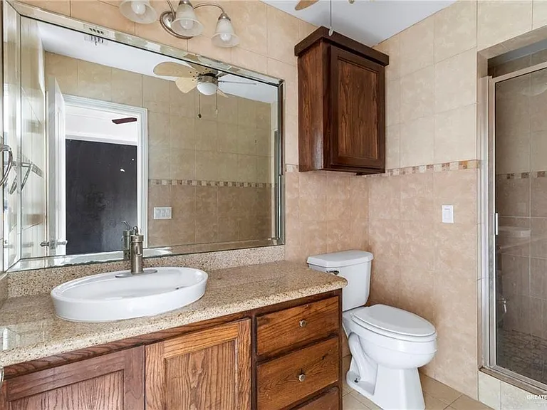 3005 S L St #2 — Photo 14