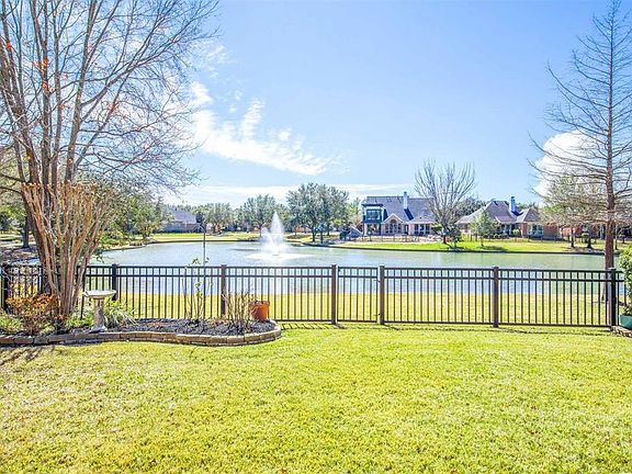 This can be your view every day. Gorgeous lake lot with no walking path behind you.