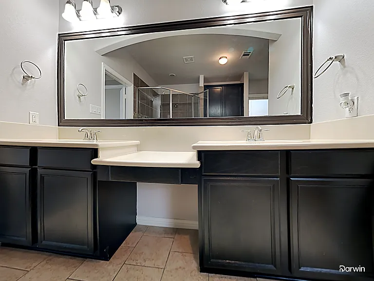 7239 Thelfor Ct — Photo 8