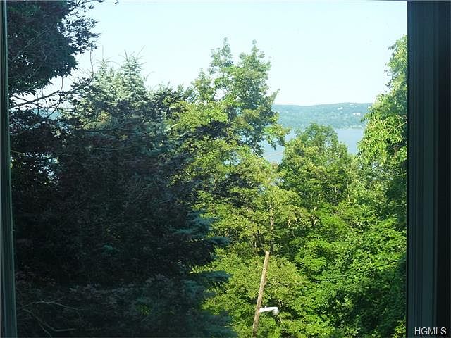 1st image of 772 Route 9w S