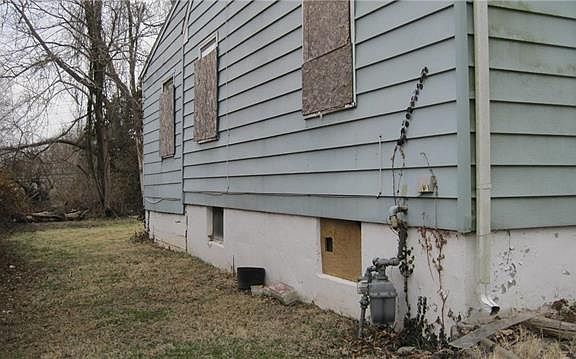 4th image of 4701 E 43rd St